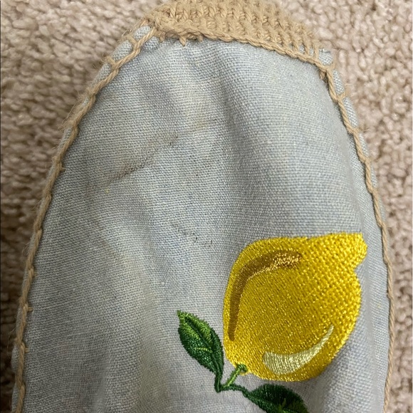 Soludos - Picture 2 of 5